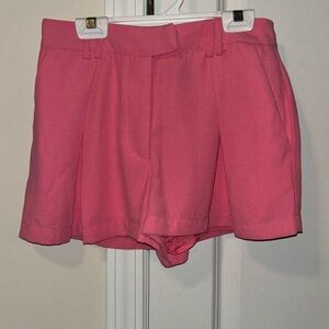 Shorts
Color: Salmon 
Size: XS